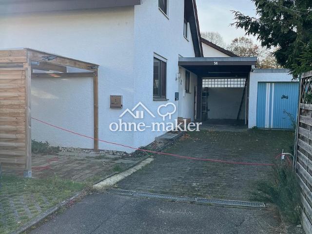 Sofort verfügbares, freistehendes 2 Familienhaus mit Garten in Hattenhofen !
