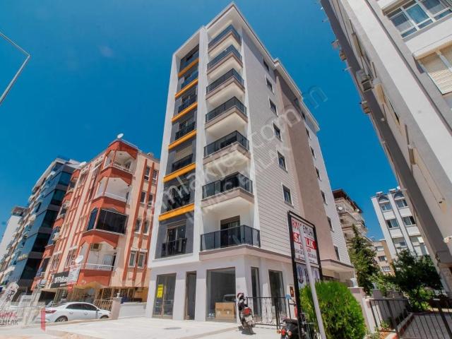 Soguksada 2+1 Depolu Oturuma Hazır Satılık Daire