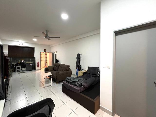 Soho Unit The Netizen Residence BTHO