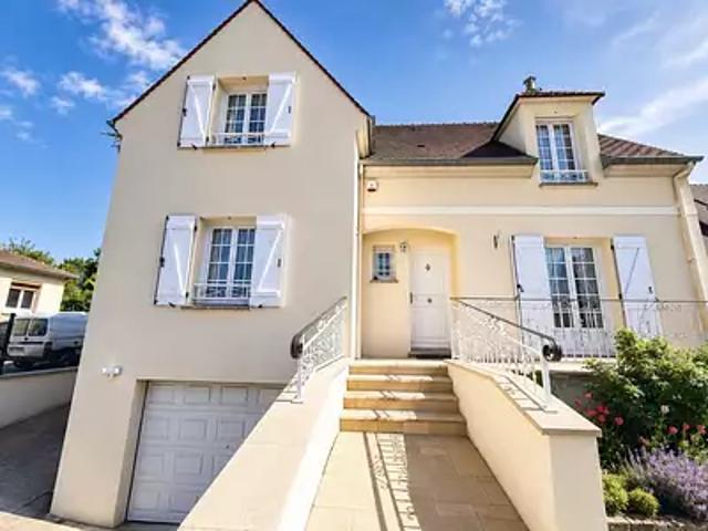 Soissons 02200 Achat / Vente maison 8 pièces t8 piscine terrasse