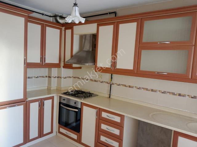 Söke Çarşı Merkez Çeltikçi Mah. 3+1 Doğalgazlı İkinci Kat Satılık Daire