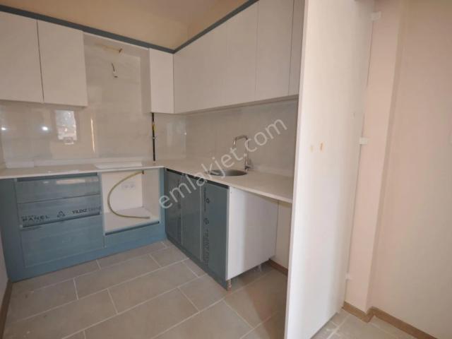 Söke Konak Mh. Kiralık 1+1 Daire Veya Büro