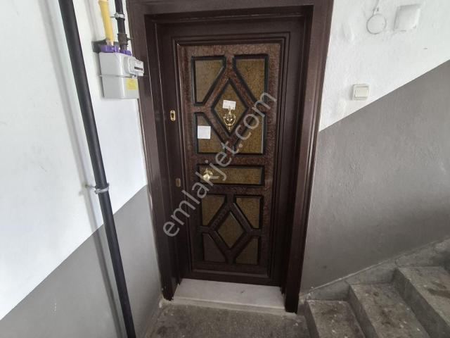 Söke Yenicami Mahallesi'nde Kiralık Fırsat Daire!