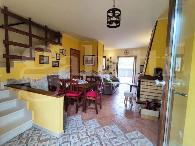Soluzione Indipendente in affitto a Castel di Sangro, case in affitto Castel di Sangro