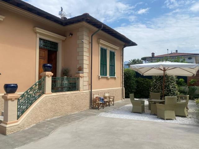 Soluzione Indipendente in affitto a Forte dei Marmi, case in affitto Forte dei Marmi