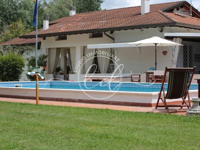Soluzione Indipendente in affitto a Forte dei Marmi, case in affitto Forte dei Marmi
