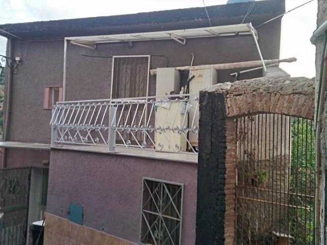 Soluzione Indipendente in affitto a Messina, case in affitto Messina