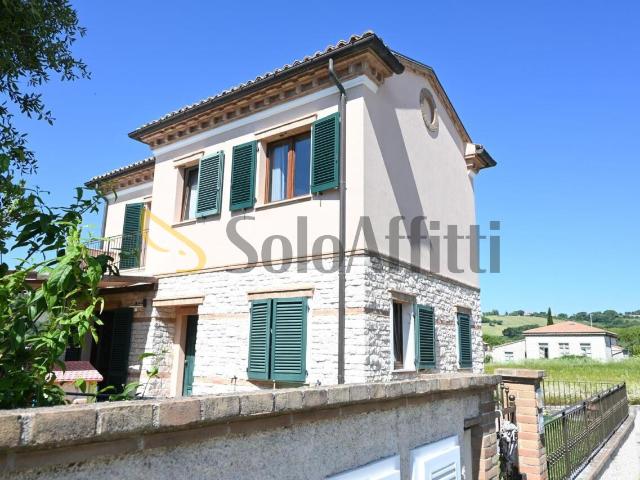 Soluzione Indipendente in affitto a Sirolo, case in affitto Sirolo