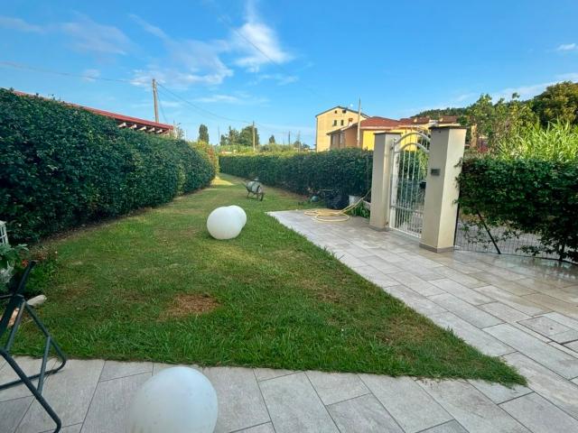 Soluzione Semindipendente in affitto a Ameglia, case in affitto Ameglia