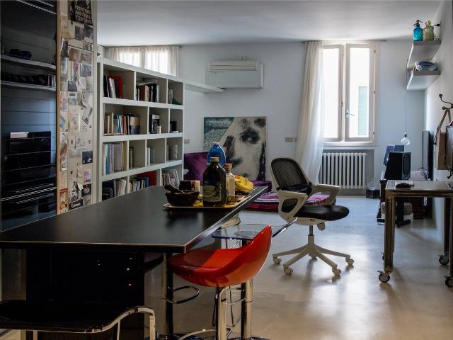 SOLUZIONE UNICA DI LOFT BILOCALE ZONA UNIVERSITARIA ALTINATE