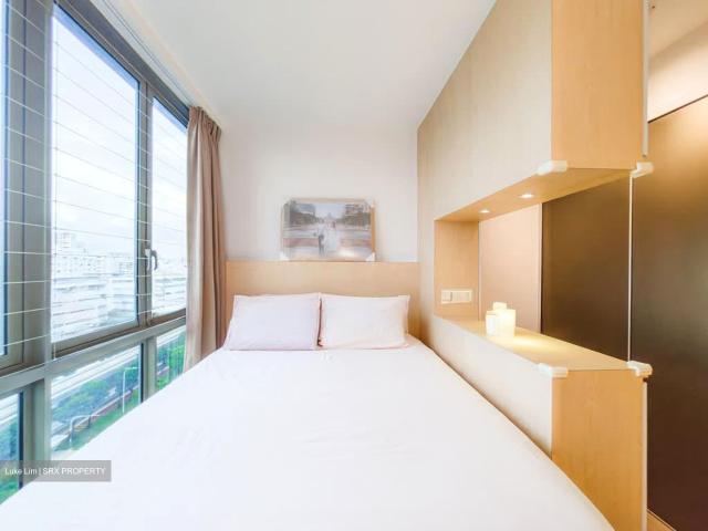 Sol Acres D23, Condominium