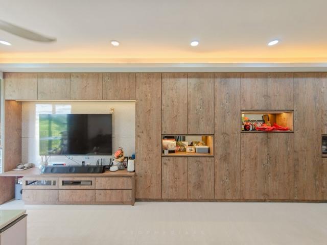 Sol Acres Executive Condominium For Sale, $1,600,000, 3 Bed 3 Bath 1,044 sqft $1,533.00 psf