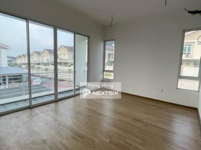 Solasta Dutamas @ MITEC Freehod Project 2 rooms 2 bathroom 3 rooms 2 bathroom