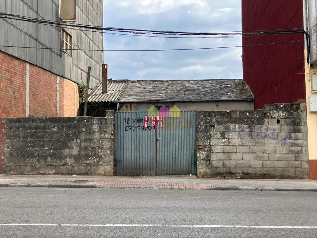 Solar urbano con construcción en venta Vilalba Lugo | Posibilidad de ampliar en altura
