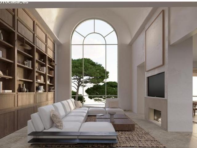 Solar urbano con proyecto de villa aprobado y potencial para desarrollo plurifamiliar en Santa Ponsa