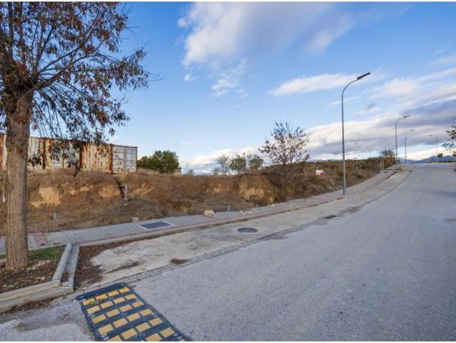 ? Solar urbano con proyecto y licencia – 502 m2