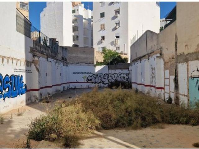 Solar Urbano con Proyecto