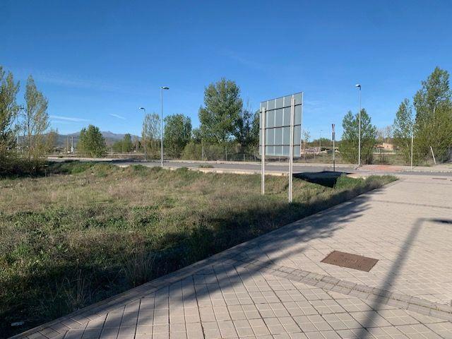 Solar urbano en venta. ÁVILA