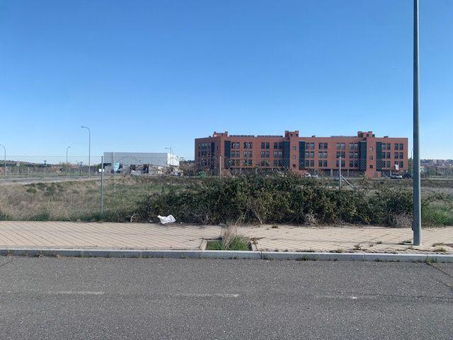 Solar urbano en venta. ÁVILA