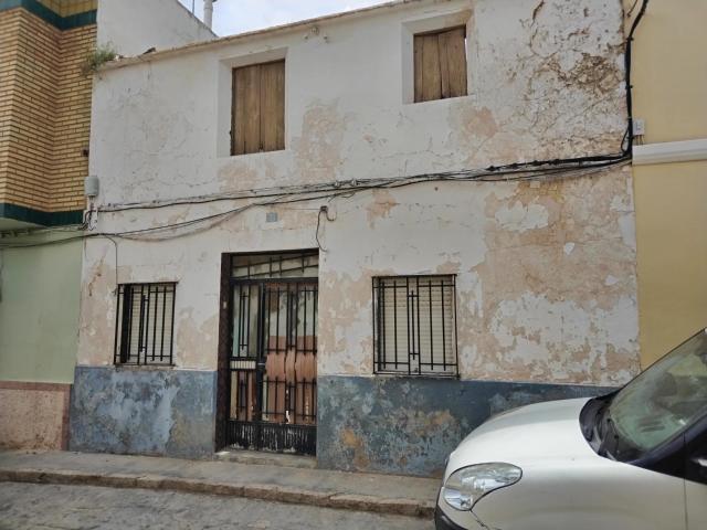 Solar urbano en venta en Llíria con proyecto y licencia concedida