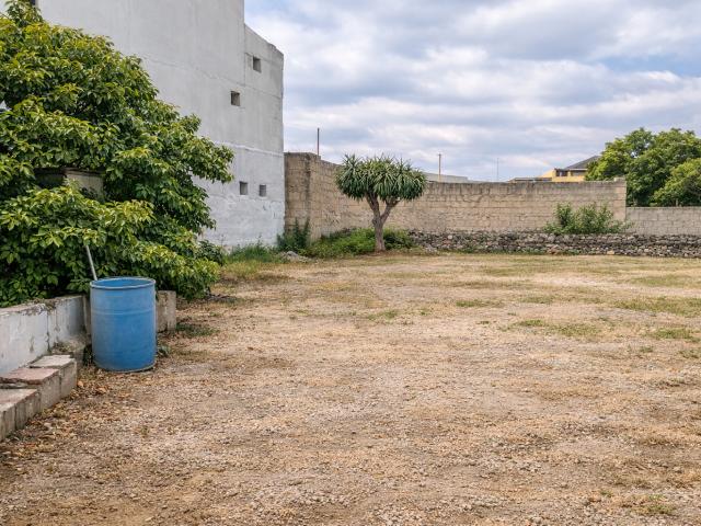 Solar urbano en venta. INGENIO