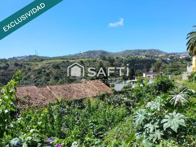 Solar urbano en zona residencial exclusiva