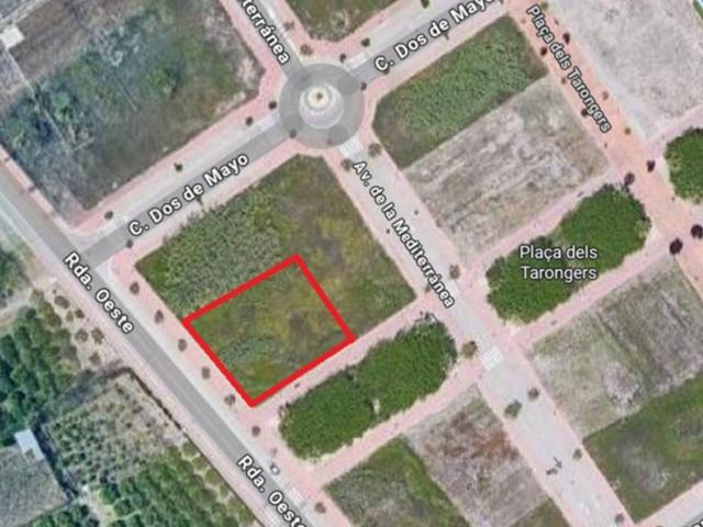 Solar Urbano para 32–50 Viviendas – Playa Piles