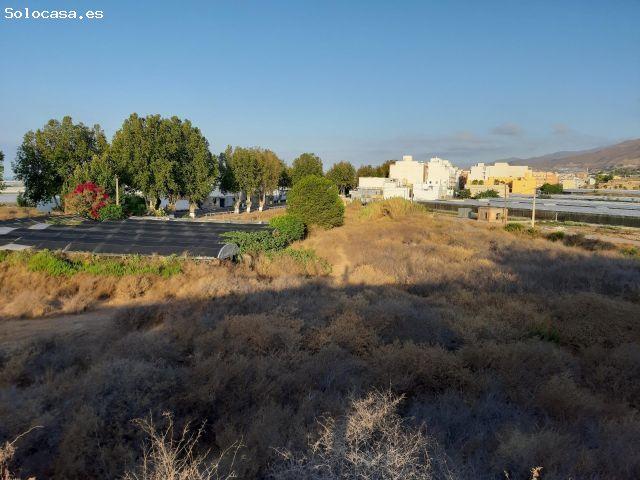 Solar urbanizable en venta en Adra