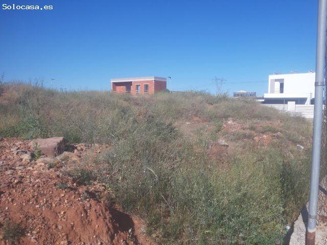 SOLAR CANTONERO EN ÁREA 6