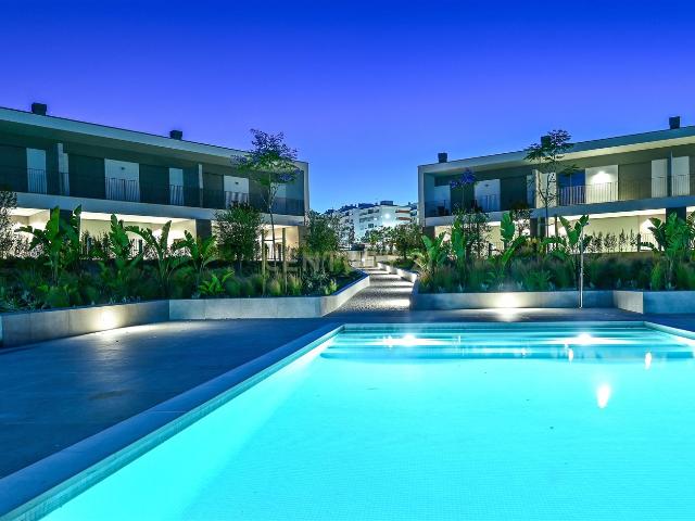 Solar das Tílias || Moradia em Condomínio Fechado 256m² Póvoa de santa iria e forte da casa
