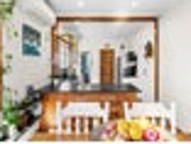 Solar, Double Glazing, 909sqm, Art Deco Charm