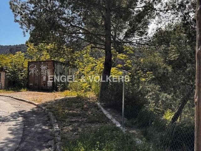 Solar en venta en Vallirana, de 1.519 m² por 73.000