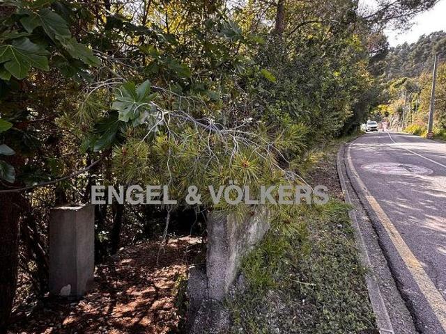 Solar en venta en Vallirana, de 2.707 m² por 145.000