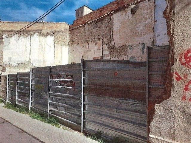 Solar en venta en Vilafranca del Penedès, de 86 m² por 110.000