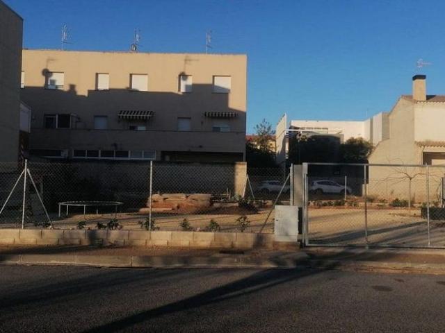 Solar en venta en Amposta, de 120 m² por 63.000