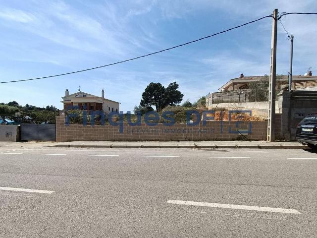 Solar en venta en avenida De Argimont, Riudarenes, de 350 m² por 44.000