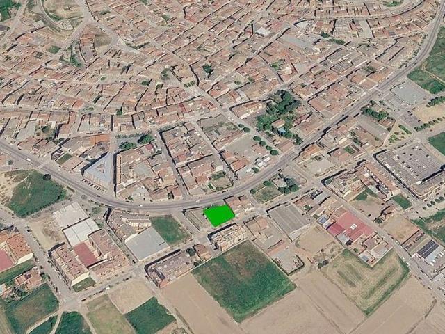 Solar en venta en avenida De Catalunya, Alcarràs, de 2.848 m² por 460.000