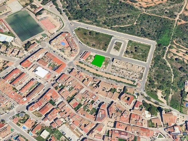 Solar en venta en avenida De L'estatut, Rubí, de 2.059 m² por 316.300