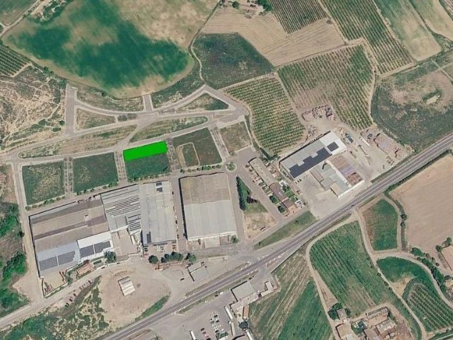 Solar en venta en avenida De Valmanya, Alcarràs, de 2.079 m² por 109.300