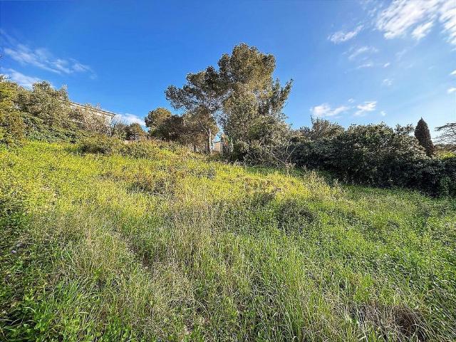 Solar en venta en Canyelles, de 632 m² por 60.000