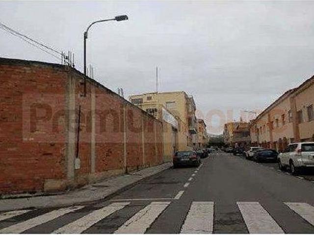 Terreno en venta en calle De Cambrils, Mont Roig del Camp, de 4.320 m² por 435.000