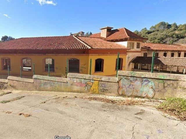Solar en venta en calle De Can Barba, Castellar del Vallès, de 8.238 m² por 637.000