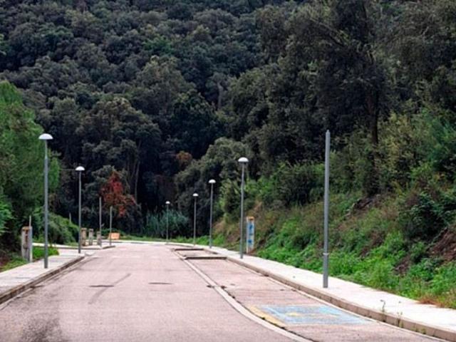 Solar en venta en calle De la Font, Santa Susanna, de 3.284 m² por 219.000