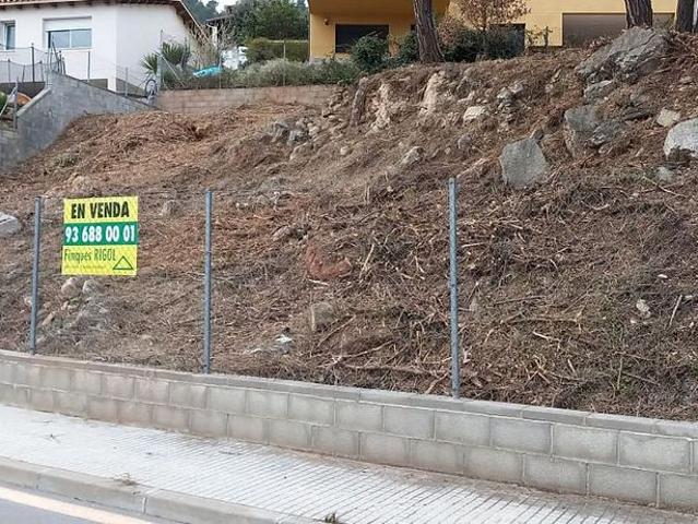 Solar en venta en calle Del Segre, Corbera de Llobregat, de 700 m² por 76.000