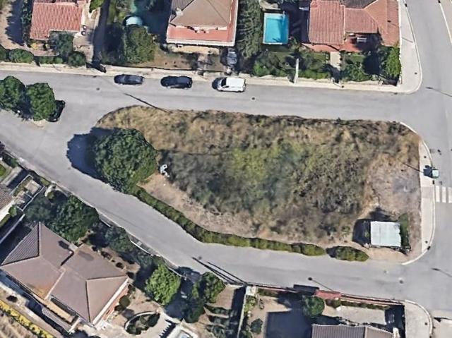 Solar en venta en calle Garbi, Santa Susanna, de 1.047 m² por 350.000