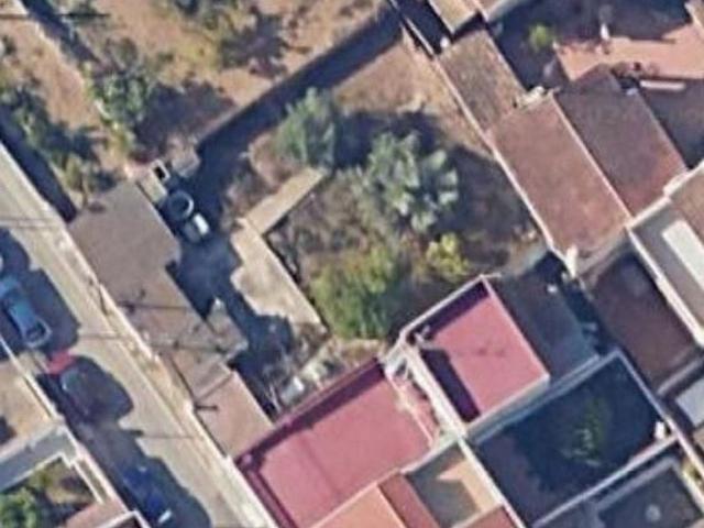 Solar en venta en calle L'aigua Nova, Vilanova i La Geltrú, de 325 m² por 200.000