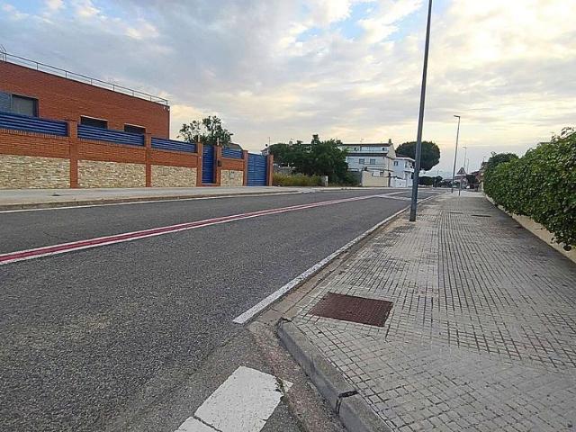 Solar en venta en calle Nou, Móra d´Ebre, de 13.083 m² por 600.000