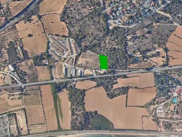 Solar en venta en calle Ortoll, Vilanova i La Geltrú, de 2.169 m² por 455.000