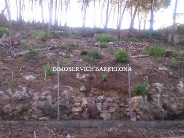 Solar en venta en calle Port de la Bonaigua, Vallirana, de 750 m² por 75.000