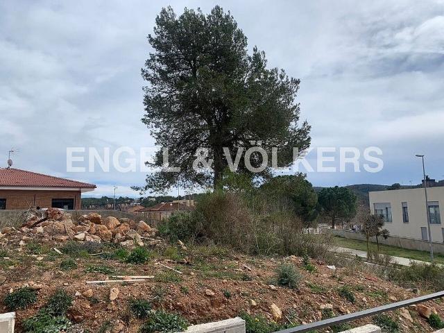 Solar en venta en calle Sant Eudald, Begues, de 672 m² por 182.000